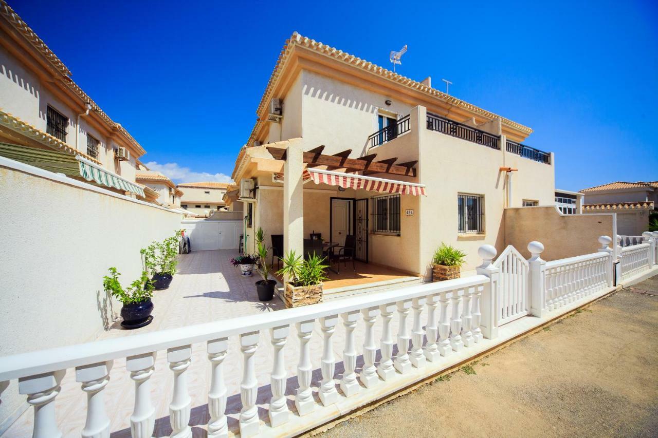 Playa Flamenca Bungalow 3 Bedrooms *